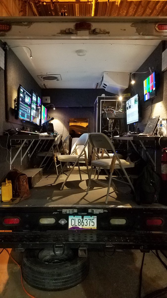 scubaluga's tweet photo. One last #freelance event before the summer seriously kicks in. Sugar Skulls indoor football. #IKeepScore #IDoGraphicsToo https://t.co/ot6arJrljP