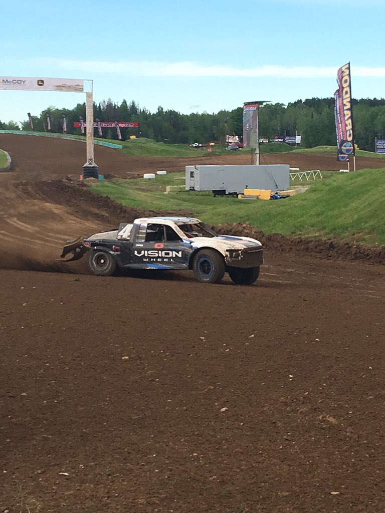 buyherfeelings's tweet image. After lap 1 @KeeganKincaid_7 p4! #TeamCooperTire @MWShortCourse #MWShortCourse @CrandonOffroad _7 #Crandon #Pro2