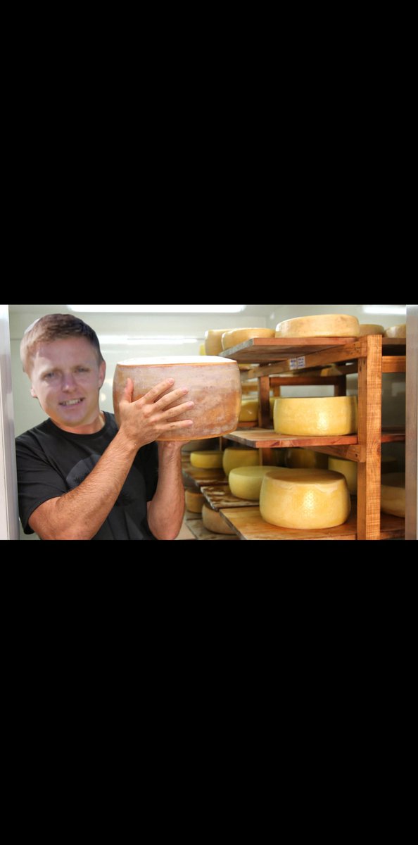 BJCCRumourMill's tweet photo. Great family picture 🧀 https://t.co/6FwOIQWNeK