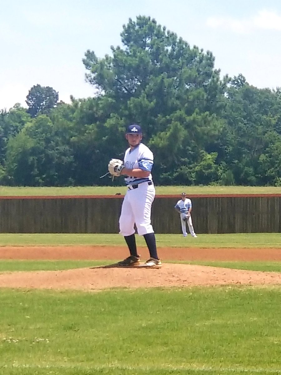 christinaerrn's tweet photo. Awesome pitching performance today! @eastcoastbball ⚾️ 3.0 IP 44 pitches 0 Runs 0 Earned Runs 0 Hits 0 BB 4 K vs 2020 Elite @SPHSwarden #youdontknow #buildyourwaytogreatness #hardworkpaysoff #16is31dealing https://t.co/ZM4wRYa5Y8