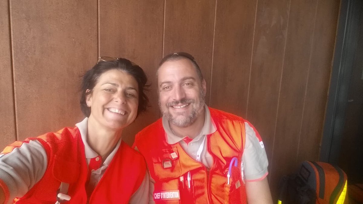 coanus's tweet image. 2 secouristes en poste à la fête des écoles de Villeneuve-Loubet.
#Partoutoùvousavezbesoindenous