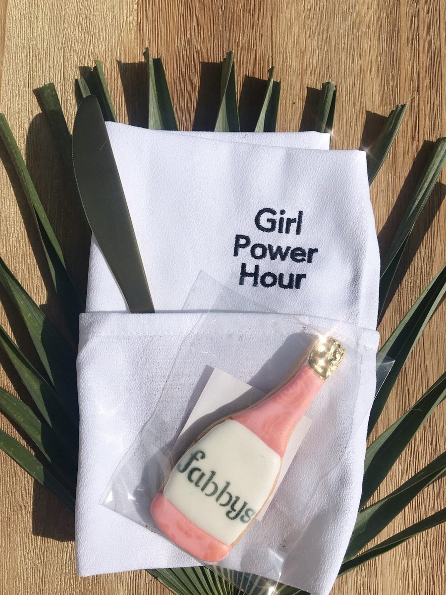 FabFitFun's tweet photo. What’s a party without some instagrammable desserts? The champagne shaped cookies from #dessertsbyash made us want to pop some bubbly, sweets from @sugarfina made our mouths water, and the spread from @cakemonkeyla was (almost) too cute to eat!  #FFFSummerHouse https://t.co/8PLq1lPDmk