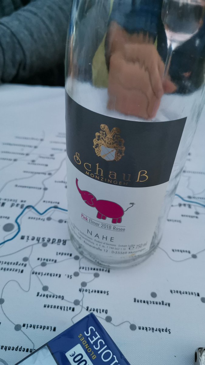 Going pink #winehopping