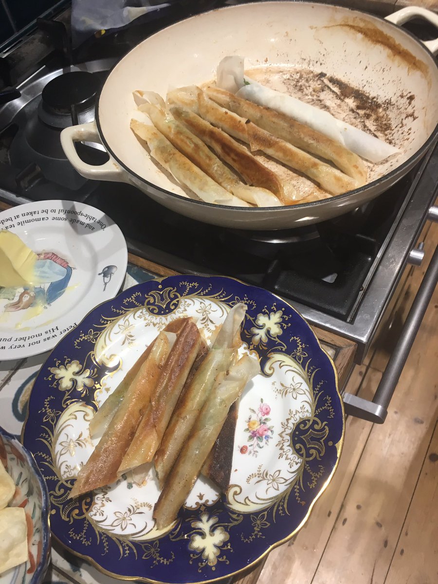 Carolyn Chesshire 🦌 tweet media