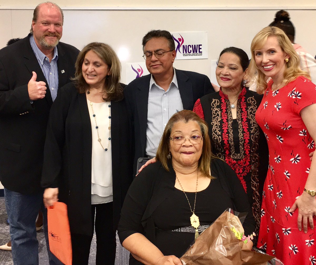 ScottSaxman1's tweet photo. Had the distinct Honor today to meet Dr. Alveda King after she spoke to #NCWE Group in Baltimore,MD. Such amazing work she does for the communities, Nation and World for everyone. She carries on that legacy of MLK and his message as well as creating her own mark on History!! https://t.co/GsjAPk3raQ