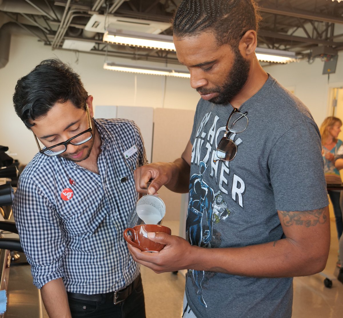 DevilsIsleCafe's tweet photo. Our coffee experts took part in our training academy last May and imparted their knowledge &amp; experience to the participants.

Learning from the experts themselves is an amazing opportunity. If that's what you want, join our next training academy. Send your resume to hr@tfl.bm! https://t.co/o39b9LCwOQ