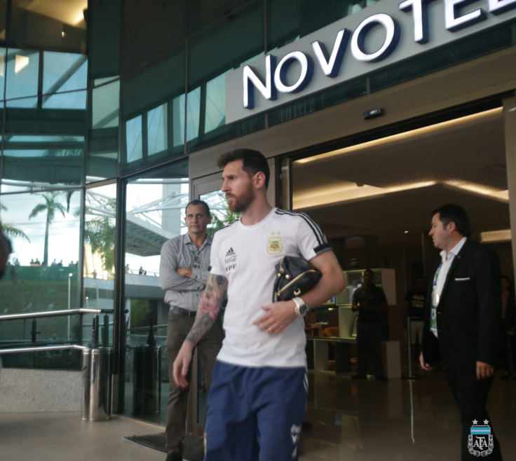 SC_ESPN's tweet photo. ¡Hola, Pulga! Messi y Argentina van al Arena Fonte Nova para jugar ante Colombia. https://t.co/eDG2l0ivXU