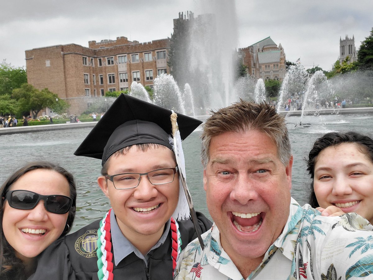 troyesnw's tweet photo. So proud of you Victor! Your family loves you!! #UWgrad19 https://t.co/4KiYVhsItv