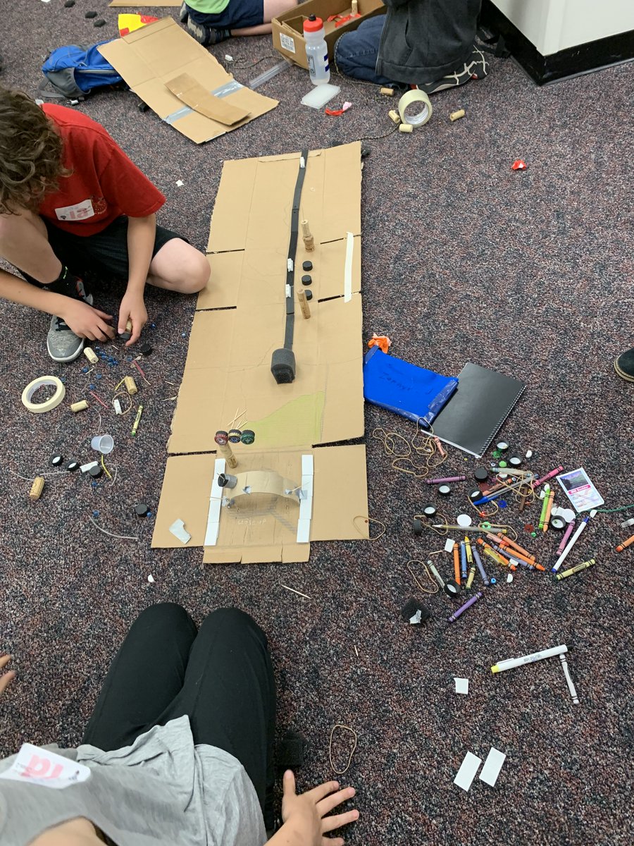 innovationsvvsd's tweet photo. Innovators @ Innovation Academy know how to work hard &amp; play hard. Their precision, grit, &amp; collaboration are reflected in themes &amp; at recess!#StVrainStorm

Session 2, we'll see you at the Innovation Center at 33 Quail Rd Mon-Thur 8:30-12:30 &amp; Fri 6-7pm. @crillville @kristenbrohm https://t.co/bxgDWH4ZjU