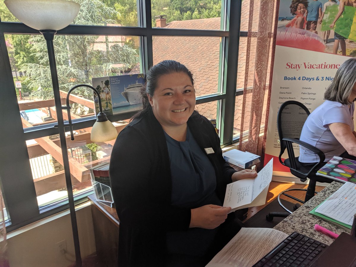 Diamond78253015's tweet photo. Carla got an invite to the Q1 Recognition Ceremony #ExclusiveEvents @diamondresorts Congrats! Who's next? https://t.co/z5ooUwpG0M