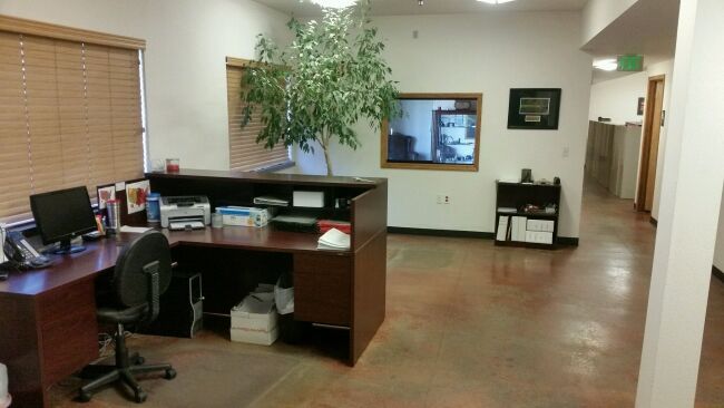 cbcsr's tweet photo. FOR LEASE by Rob Kannapien and Craig Hunter!
6164 W Seltice Way, Post Falls
Call Rob Kannapien 208-704-3832 or Craig Hunter 208-929-2929.

This 21,000 sf building sits on 1.8 acres and has
6,000 sf of nicely finished office space with several private
offices, reception area. https://t.co/xNqj6jobqK