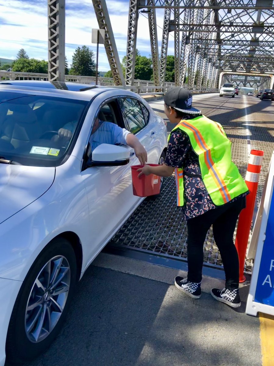 ThatClinical's tweet photo. #FirstResponder #parents make #FirstResponderKids! Proud of my kids for their hard work in our #Ambulance fund drive today! #MedTwitterKids #EMSfamily #EMT #Paramedic #myEMSday https://t.co/f2g5cC6fLI