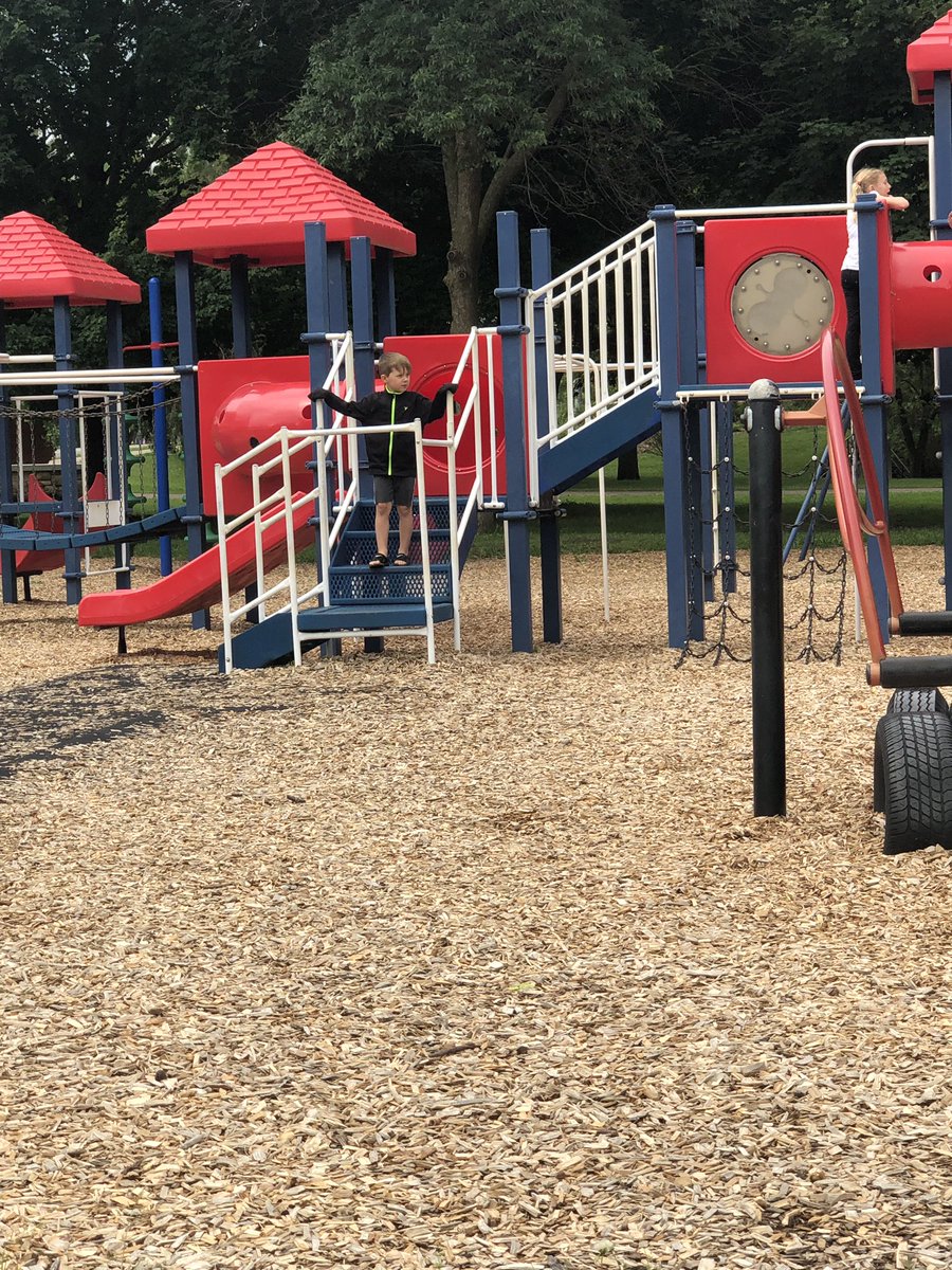 KardsAcademy's tweet photo. Finding joy everyday is so important. A lot of the times it’s in the simple things like watching your son enjoy the park on a Saturday. Soon he won’t want to go to the park with Dad so today I choose to just enjoy this moment in time. #bewhereyourfeetare https://t.co/YtJETee2XD