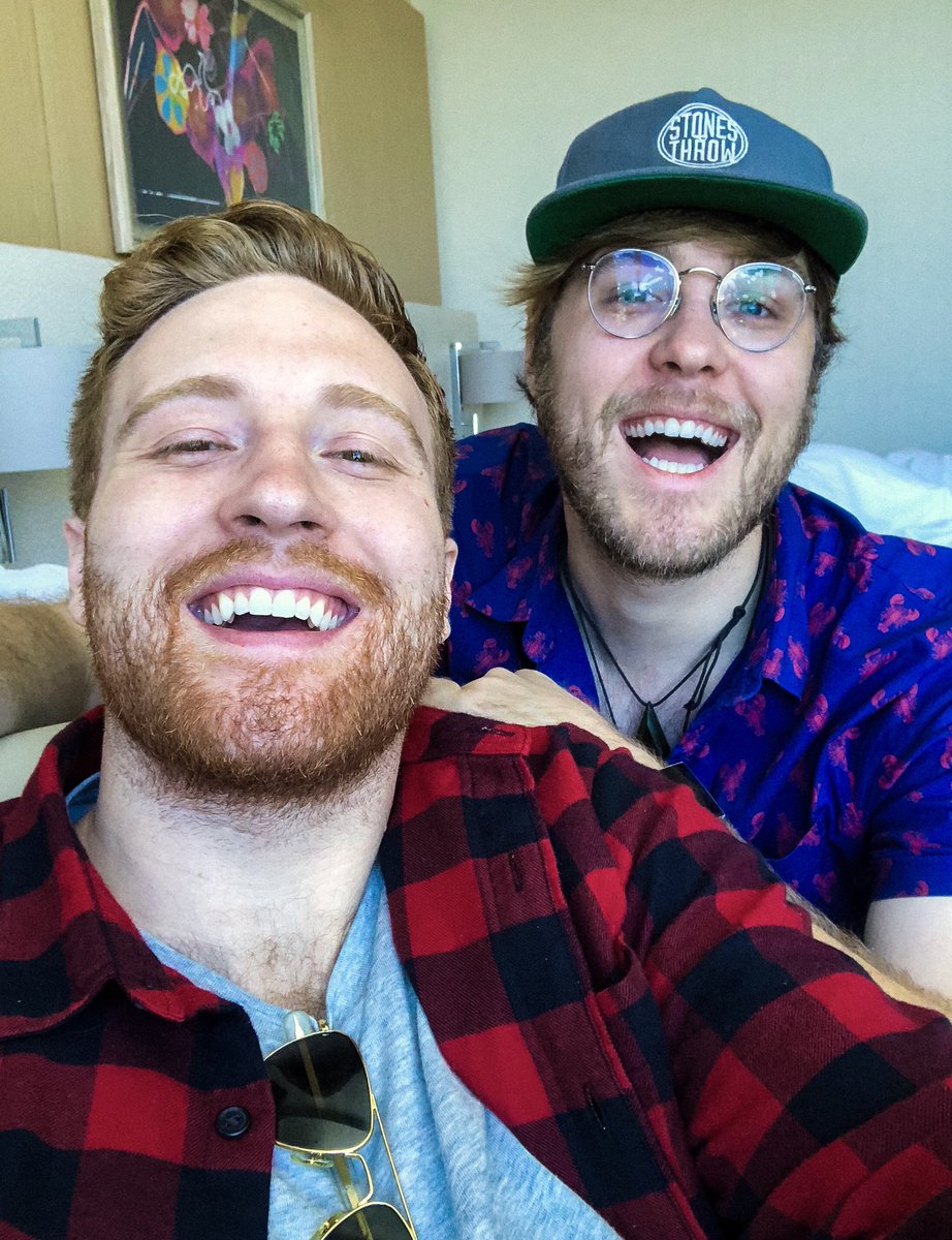 AndrewSiwicki's tweet photo. Like 7 months ago at a dinner party Garrett made a plate of food and said “Once I’m done with this one... I’ll be saying thank u, next.”

Anyway...

Happy birthday @Garrett_Watts! Thanks for always making me laugh and for being an unfathomably good friend :) https://t.co/2NpHJMSk3K