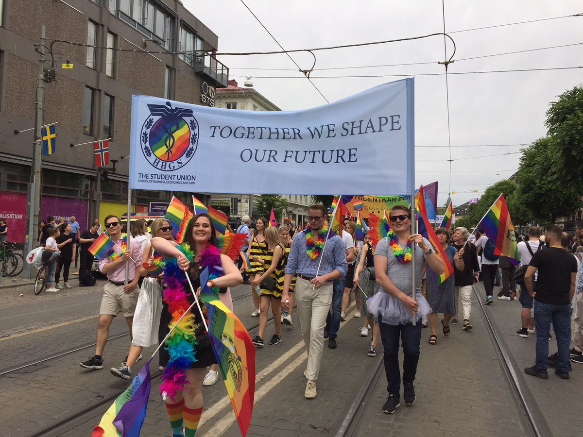 MarieStenseke's tweet photo. Manifesting as deputy dean together with #hhgs  Student Union that The school of Business Economics and Law, University of Gothenburg, respects everyone as they are and ensures the inclusion of all @goteborgsuni #westpride https://t.co/UaJawA8BWF