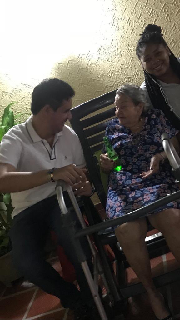 ramirot24's tweet photo. Teamo mi fancho 😔 te recordare siempre mi viejita https://t.co/YNWgw50IKn