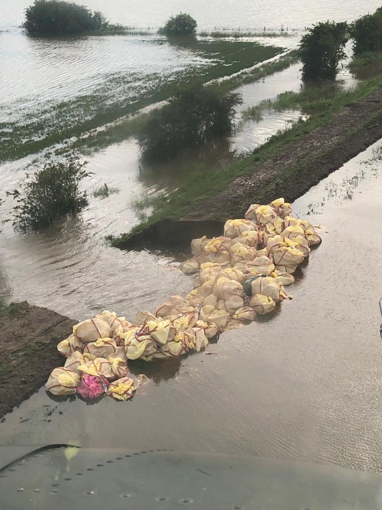 27 Squadron (@27_sqn) on Twitter photo Our support to the #Wainfleetflooding, <a href="/LincolnshireCC/">Lincolnshire County Council</a> and other agencies continued for a third day today, as the situation improves and our work is making a difference. It's been a huge effort from all involved so far, and we stand ready to continue if tasked. Our support to the #Wainfleetflooding, <a href="/LincolnshireCC/">Lincolnshire County Council</a> and other agencies continued for a third day today, as the situation improves and our work is making a difference. It's been a huge effort from all involved so far, and we stand ready to continue if tasked.