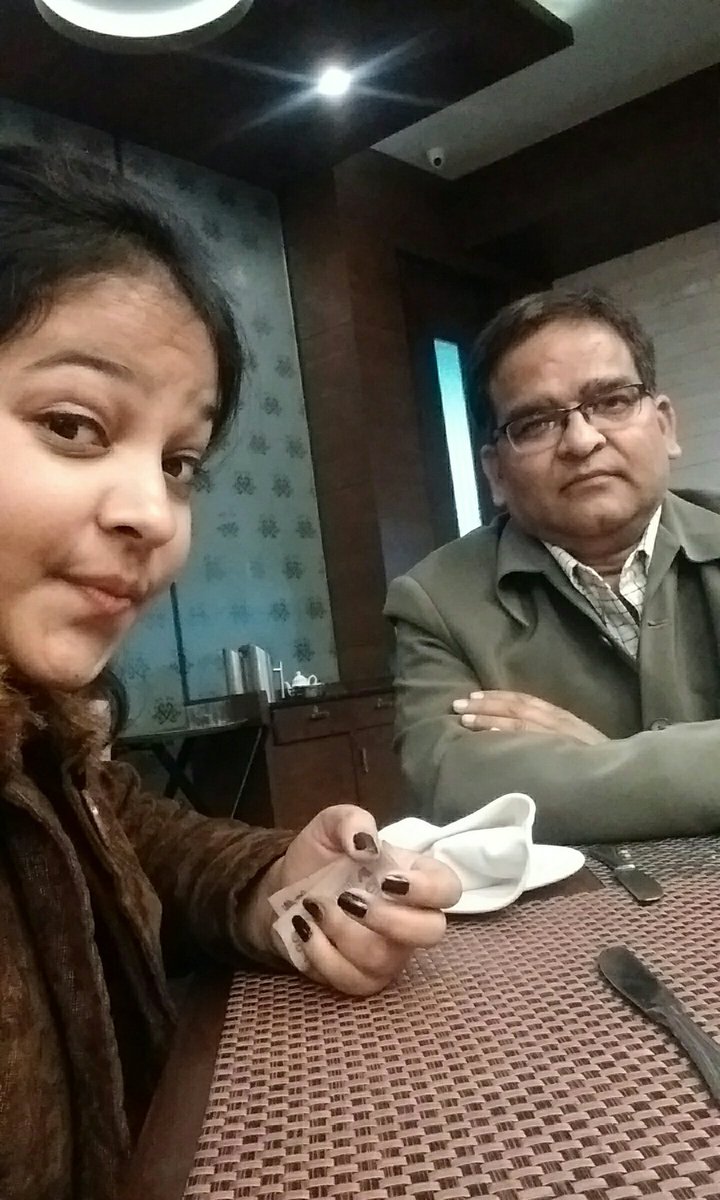 pankhuris_9's tweet photo. @RustomjeeSpaces #MyDadMyInspiration 
My dad is the best because he did not save for my marriage instead he saved for my studies &amp; wished a bright future for me. Because according to him saving money for your daughter's studies is more important than her marriage. https://t.co/XVABmW9U5A