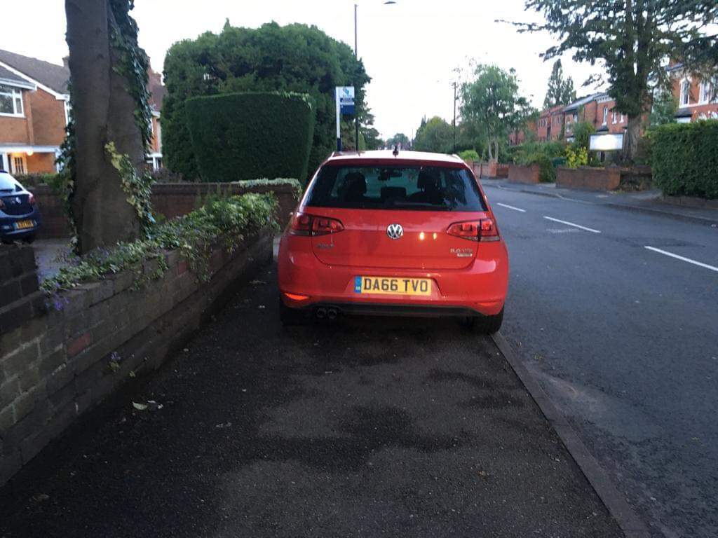 PlonkWatch's tweet photo. This muppet parked dangerously on @BoldmereRoad . Did they miss out the bit about pavements in their driving test? What a #parkingplonker https://t.co/r8rE6iwaJF