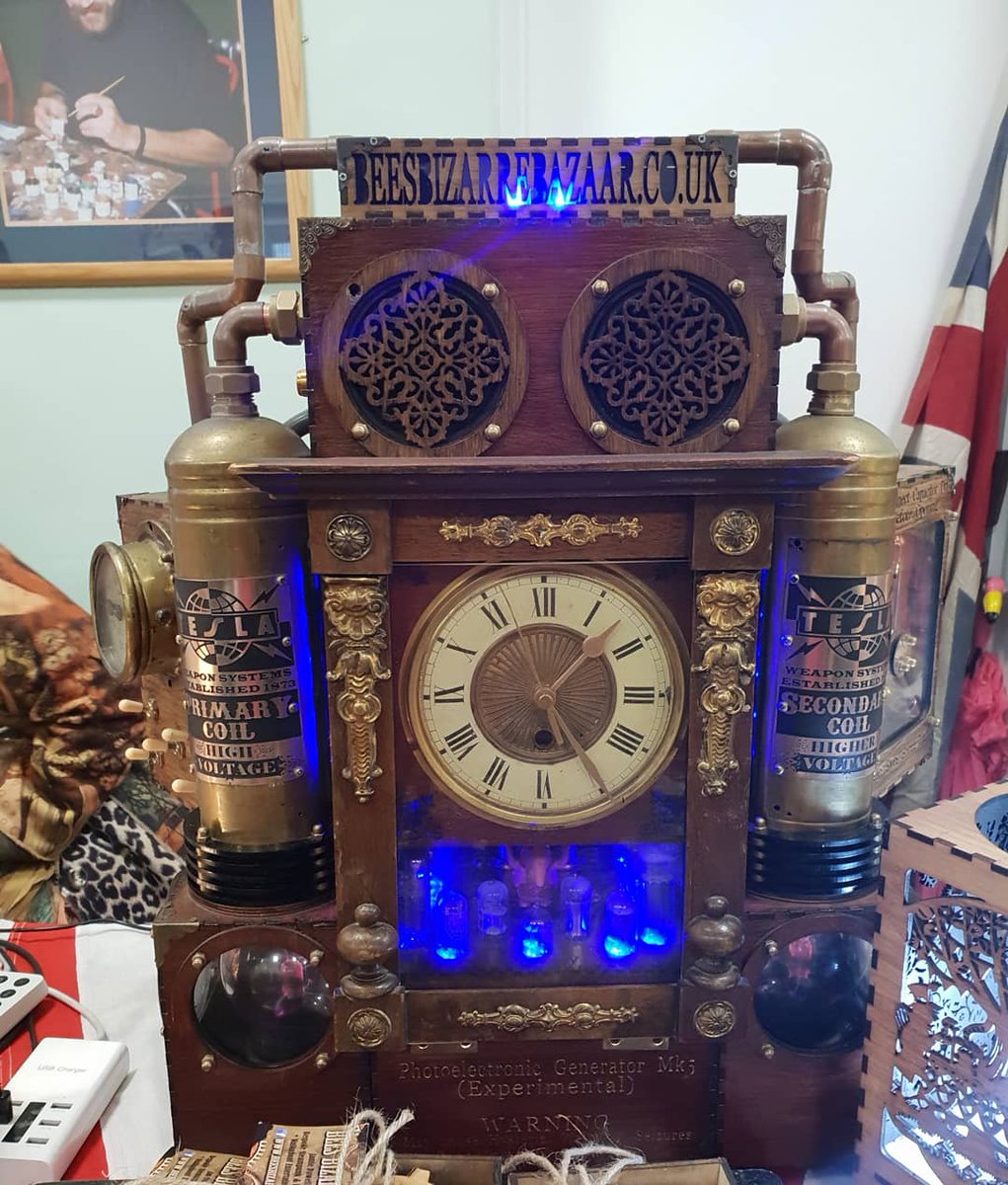 TheHackSpace1's tweet photo. Check out this super cool photoelectronic generator made by #jamiepowell at @cammakespace on display @Vivacity_Museum And the #steampunk Teasmade backpack! I hope these guys come and create some cool stuff here @TheHackSpace1 https://t.co/VkAST31Vu8
