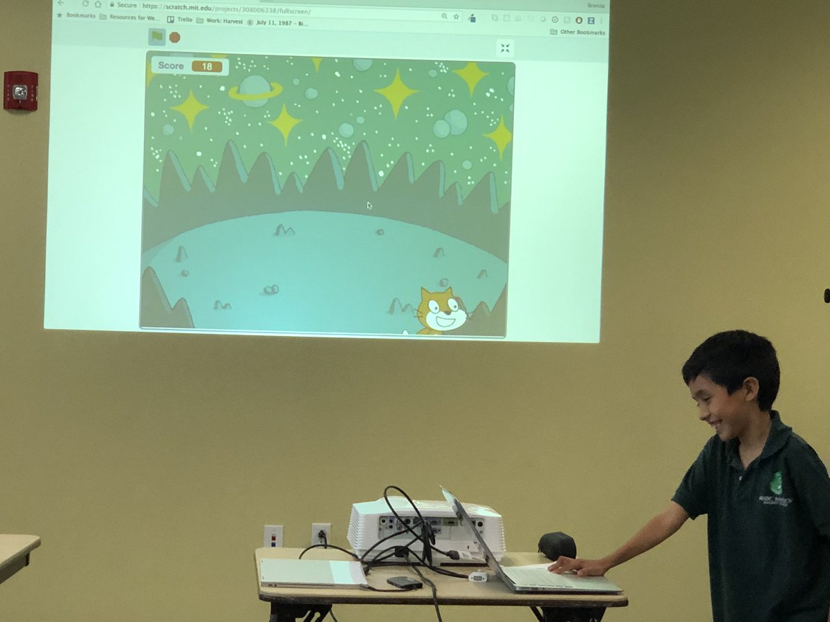 codeparkhouston's tweet image. At our end-of-class showcase, our Code Club students from @BakerRipley showed off their final projects - games made with @Scratch! 👾👾👾

Want to see them for yourself? Check them out here! bit.ly/codepark-lc-ga…