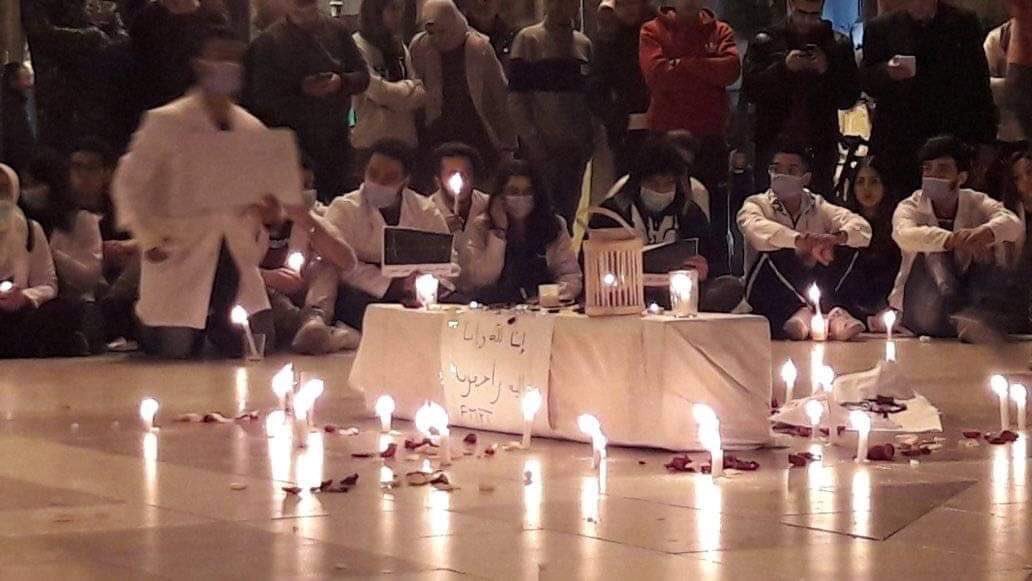 SarahAl26890908's tweet photo. RIP MEDSCHOOL ☠️ RIP MEDSTUDENTS ☠️ RIP PUBLIC HEALTH ... that‘s what‘s going on in my beloved Morocco #DoctorsUnderOppression #DUO #corruptedsystem #MedStudentUnderThreat #DocsVoices @bbcafrique @LeHuffPost @Le_Figaro @Simobb_ @moatazmatar https://t.co/RWKom9CjNP