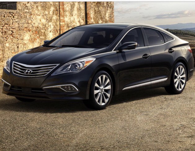 (Cont) Detectives have reason to believe the vehicle is localized to the area of Racetrack Road and the Bartram Park area (SJC or Duval travel patterns).
Anyone with information/Video to share is asked to contact Detective James Jackson at 209-2142. *Photo not the actual vehicle.