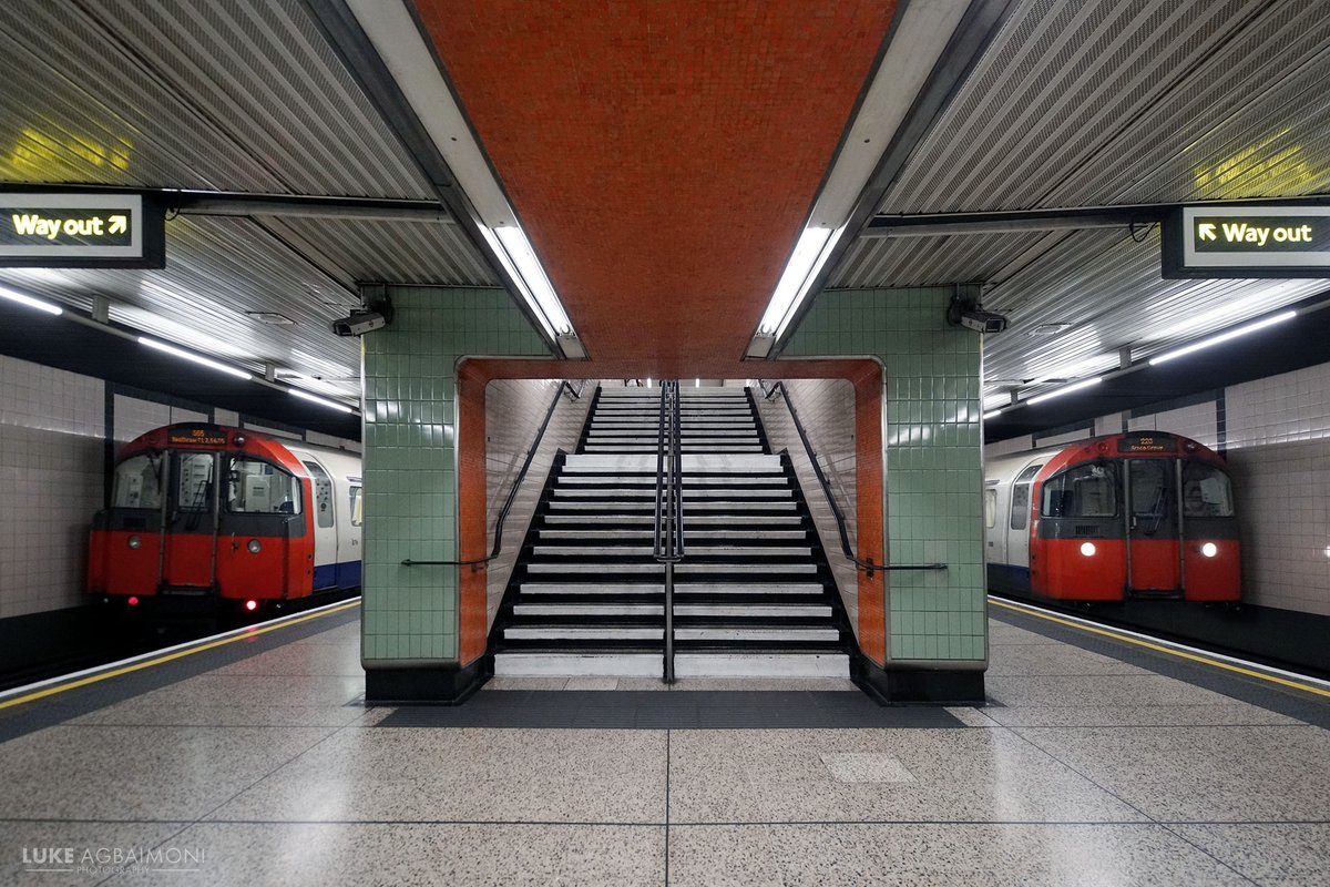 LONDON UNDERGROUND SYMMETRY PHOTO / 36HATTON CROSSA surprisingly cool station with great symmetrical architecture & tiling.  http://instagram.com/tubemapper   https://shop.tubemapper.com/Hatton-Cross Photography thread of my symmetrical encounters on the London UndergroundTHREAD