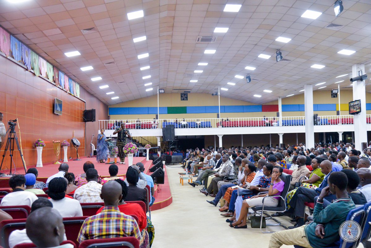 EGberekpee's tweet photo. Your songs are not in your material inheritance but is in what you use your father’s evidence of ownership to acquire. “I am who I am by his Grace.” #SundayService #ZTCC #TransifugurationDay #AuthenticWord #AuthenticWisdom
@PaulGitwaza @ZionTempleCCInt
@ZionTempleCC https://t.co/RCsqHRec3O