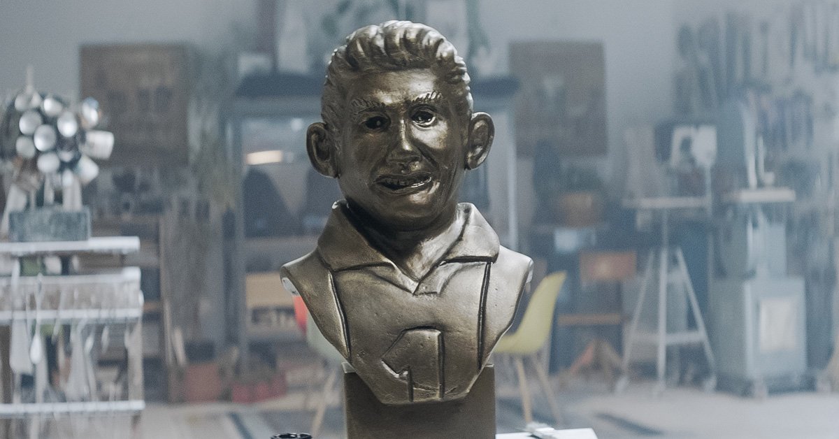 TUDNUSA's tweet photo. 🚨🚨 EXCLUSIVA 🚨🚨

Filtran foto de la escultura de @JorgeCamposOf y no vas a creer cómo quedó.  👀👀 https://t.co/R137YdEMdx