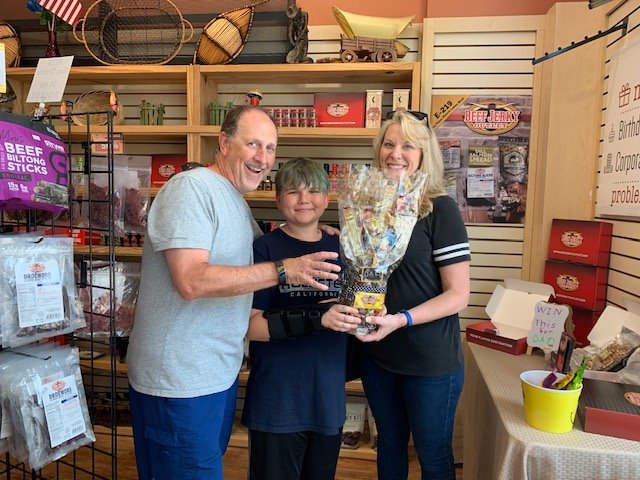 WPalmBeachBJO's tweet photo. Congratulations to this very happy family especially the father, he won the contest for the Father's Day gift.  Thank you for registering at the Beef Jerky Outlet in West Palm Beach #thepalmbeach https://t.co/90m8DprhzQ