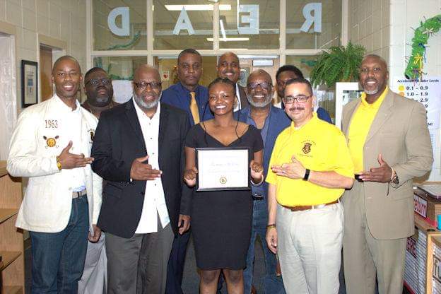 atlgradiotas's tweet photo. Congrats Christopher McCleary and Jasmine Wilson. We expect great things from both of you! Special shout out to Beta Psi Omega, Iota Sweethearts Inc & Atlanta NPHC for your presence and support. #Scholarship #IotaPhiTheta #IPT1963 #AtlGradIotas #GreekUnity #NPHC #DivineNine https://t.co/SnE9ECiZib