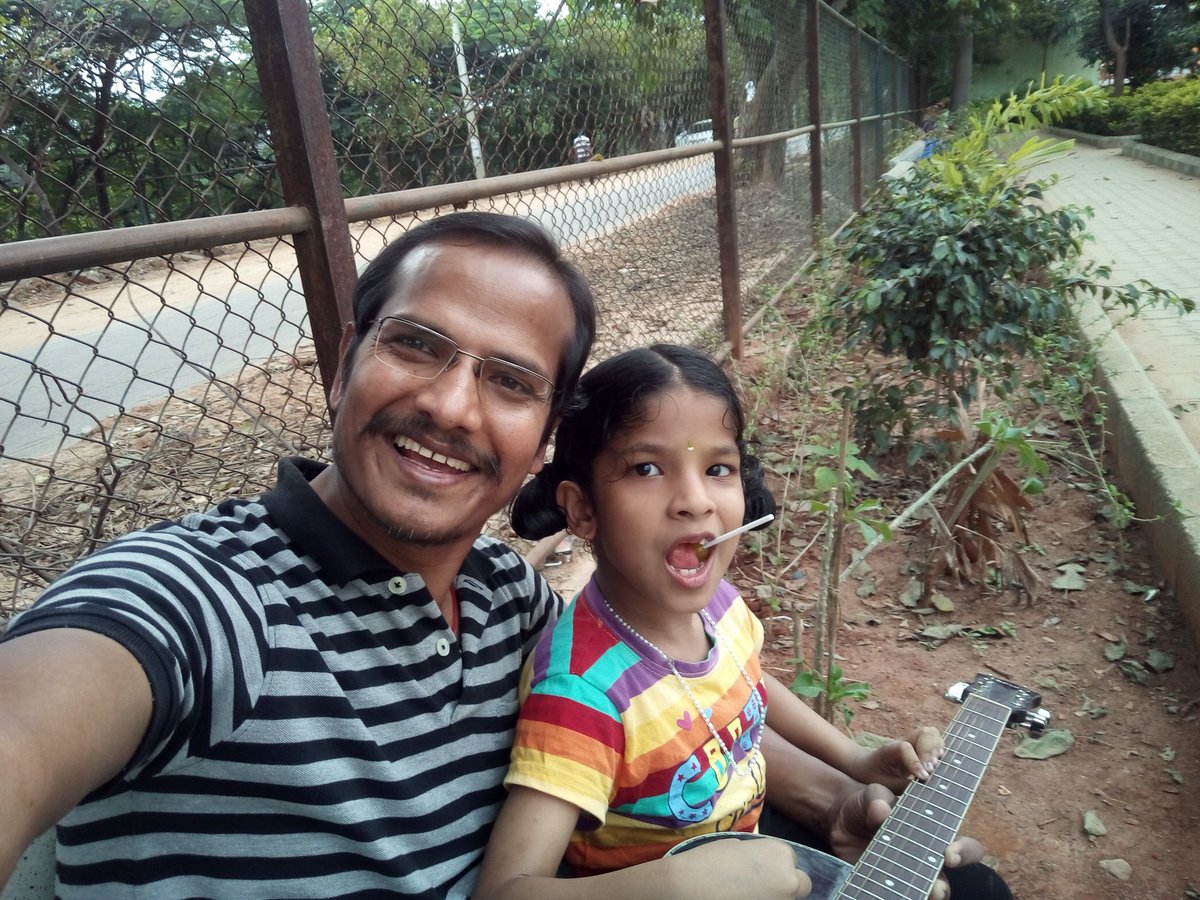 Hey Guys ... On the eve of Happy Father's Day.... Here is a Nice Selfie With My Little Angel ....

#SelfieWithFather
