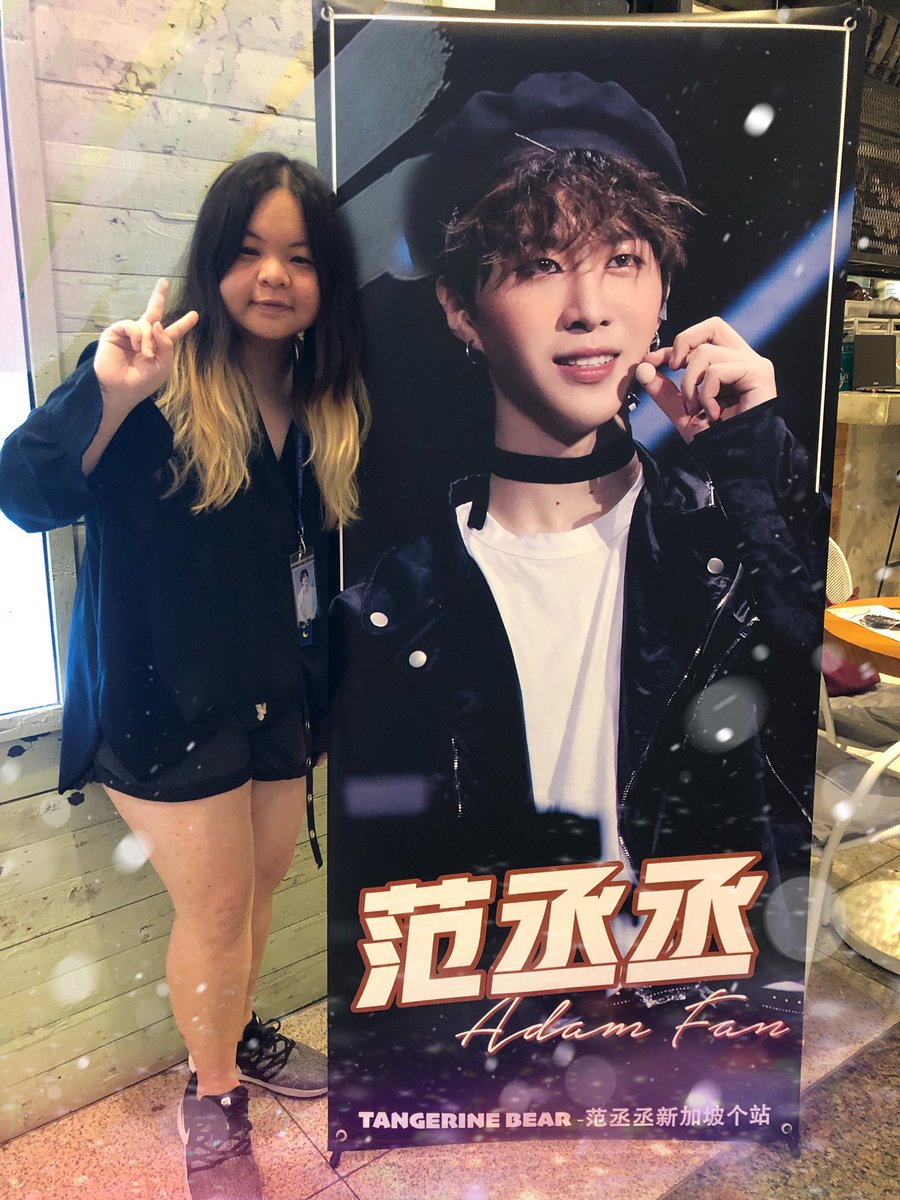 siuxxx_'s tweet photo. Thank youuuu @TangerineBear_ for organising this event for our 宝 🥺💓 Loved the decos , cupsleeve and banners ❣️❣️ mytian thank you to everyone who traded with me and those who supported my fs💜💜 To the new frens i made, LOVE YALLL❤️❤️ #FCC19thLevelUp https://t.co/2jCHHDFJYV