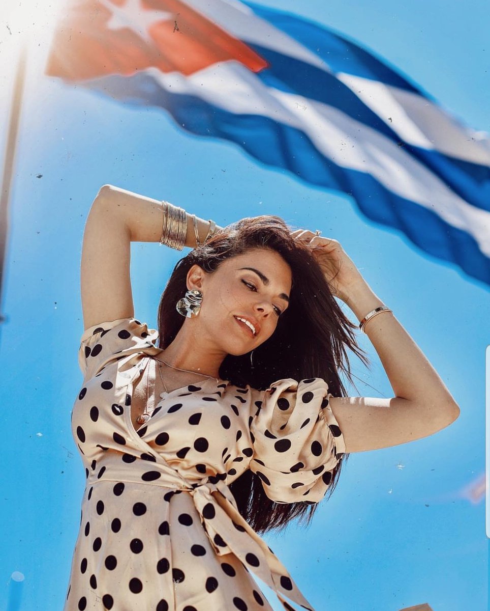 liviabritoof's tweet photo. ⚽️ ¡Felicidades a #México 🇲🇽 por la victoria! Pero también quiero resaltar y felicitar el gran esfuerzo 💪 del equipo de #Cuba 🇨🇺, son un ejemplo maravilloso para todo el país. ❤

¡Mucha suerte a los dos equipos en la #CopaOro #GoldCup2019 🏆! https://t.co/OXuBXiu6I4