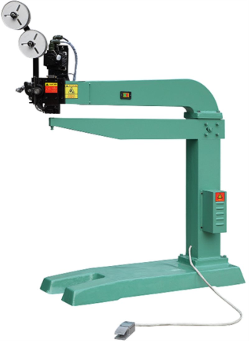 Hengli168's tweet image. AS A GLOBAL SPECIALIST, GuangZhou HengLi Packaging Machinery Co.,Ltd GETS THE DETAILS RIGHT. #Automaticstitchingmachine