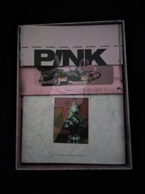 SundaeSeoul's tweet photo. #SundaeOnhand [WTS/LFB]

🛒 Blackpink Kill This Love 'Pink' 💗 Ver
₱1,000 (free shipping)

☑️Unsealed
☑️Freebie from Ktown4u
☑️Official Poster
☑️Complete Inclusion
☑️Jennie Poster
☑️Lisa PC

#Blackpink #Jenlisa #LALISA https://t.co/yoplgMtWm3