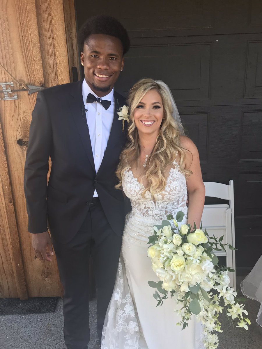 fanendoadiOfficial tweet media