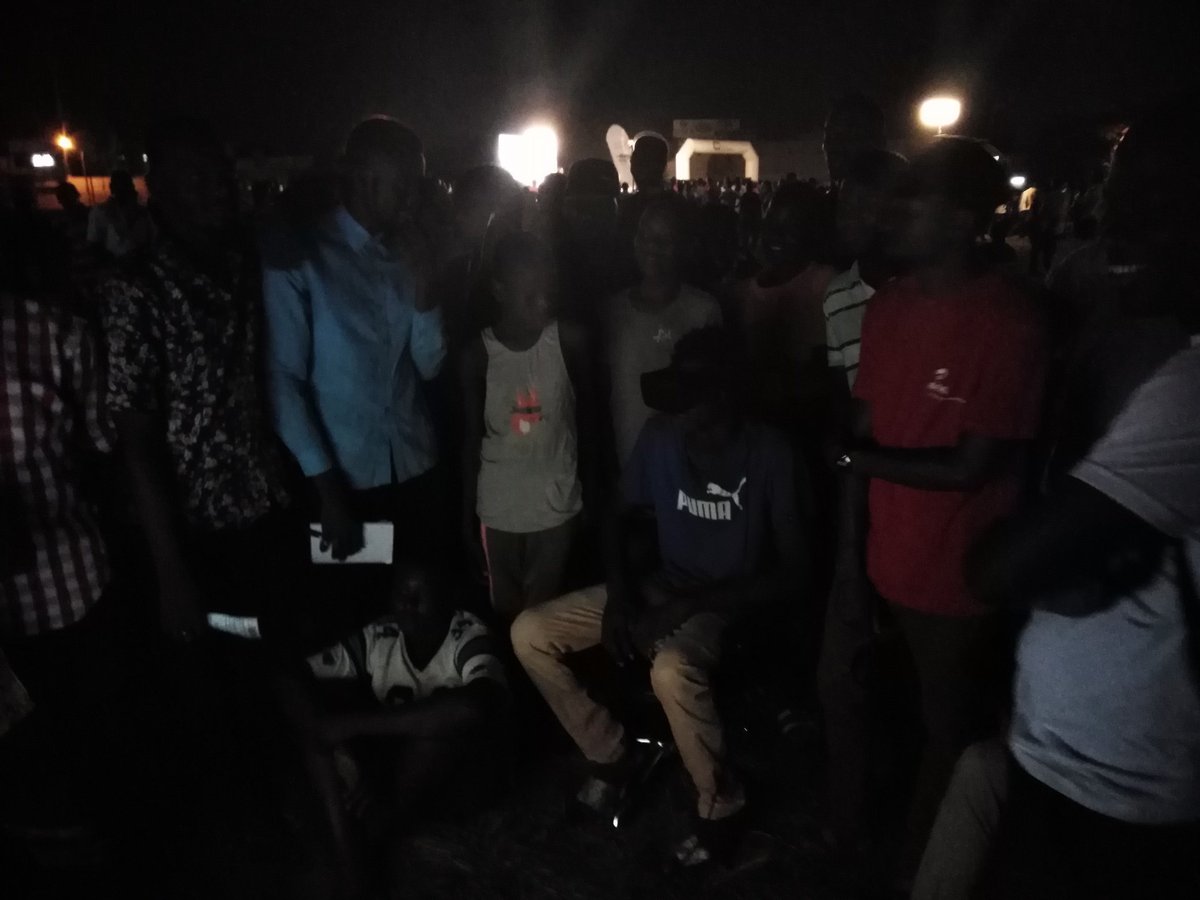 jamilousaadou's tweet photo. #NuitDesInternautes
#Labize
🎮🤩🤩
De la vr à la nuit des internautes grâce à @HKGames6 Et @airtelniger
@abil27 @lourwana @seynim6 @becreative227 @DigitalMougani https://t.co/gxhR5uTZM8