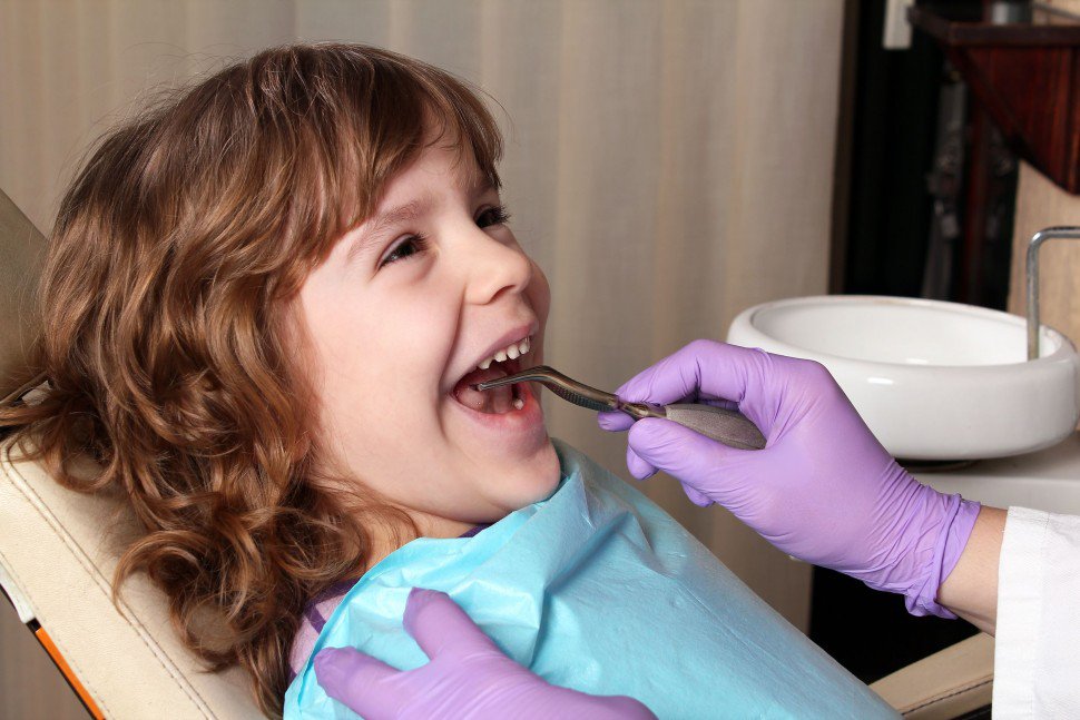 healthwebgr's tweet photo. Η οδοντιατρική εξέταση στα παιδιά «βλέπει» μελλοντικά προβλήματα ψυχικής υγείας https://t.co/soXgenApSw