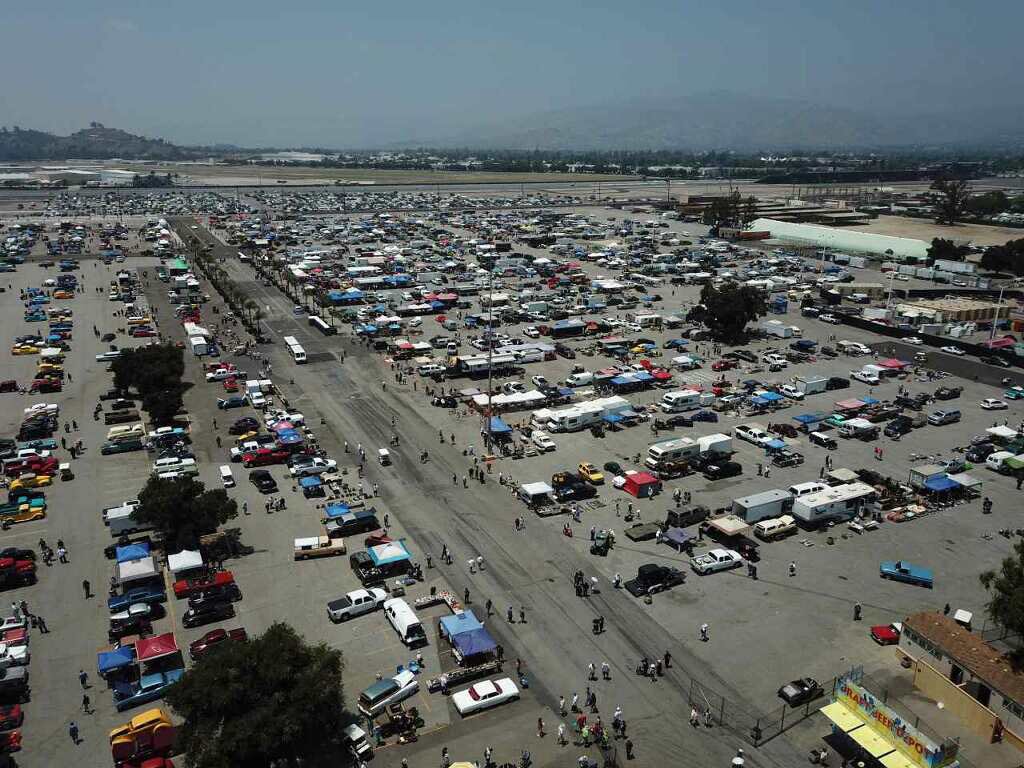 LARoadsters's tweet photo. Great day! Thanks to all that attended the la roadsters car show/swap at Pomona Fairplex hope to see everyone tomorrow on Father’s Day. https://t.co/rWqVuA7Rkp