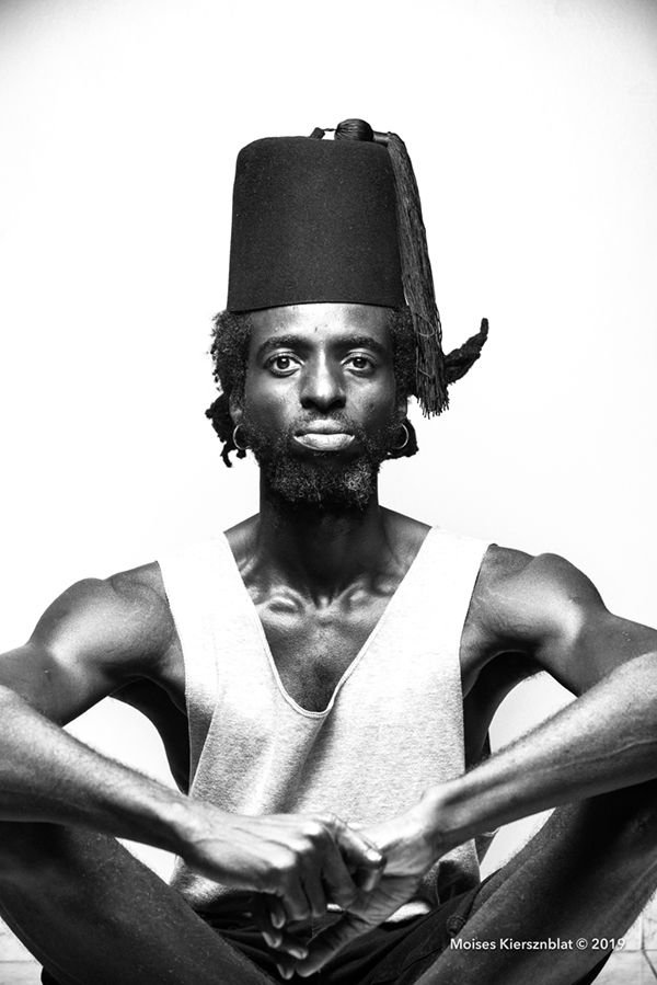 EstudioLaExpo's tweet photo. Retrato de un gran amigo y fotógrafo: José Brathwaite. Este año partició entre los fotografos que representaron a Panamá en la Bienal de Cuba. 
Si necesitas imprimir fotos, escríbenos con cualquier consulta para obtener una propuesta: 6673-8881- info@estudiolaexposicion.com https://t.co/InIdOG5Vm6
