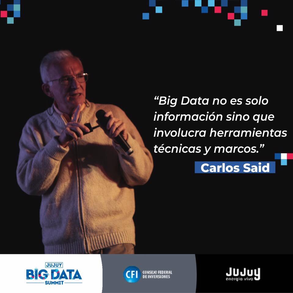 JujuyBigData's tweet photo. El profesor Carlos nos enseña la importancia de #BigData y todo lo que podemos hacer con esta tecnología en nuestras vidas diarias 
#jujuybigdatasummit #jujuybigdata https://t.co/MGcxMMQsXM