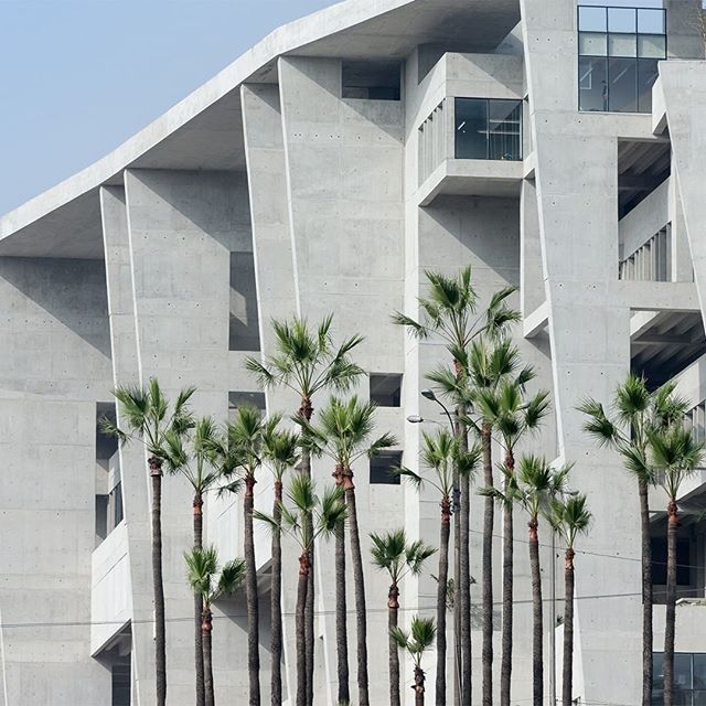 Instadose zpr.io/gkyq5 University Campus UTEC in Lima, Peru was the winner of the first ever RIBA International Prize in 2016. Designed by Grafton Architects graftonarchitects⠀
📸 iwanbaan ribajournal