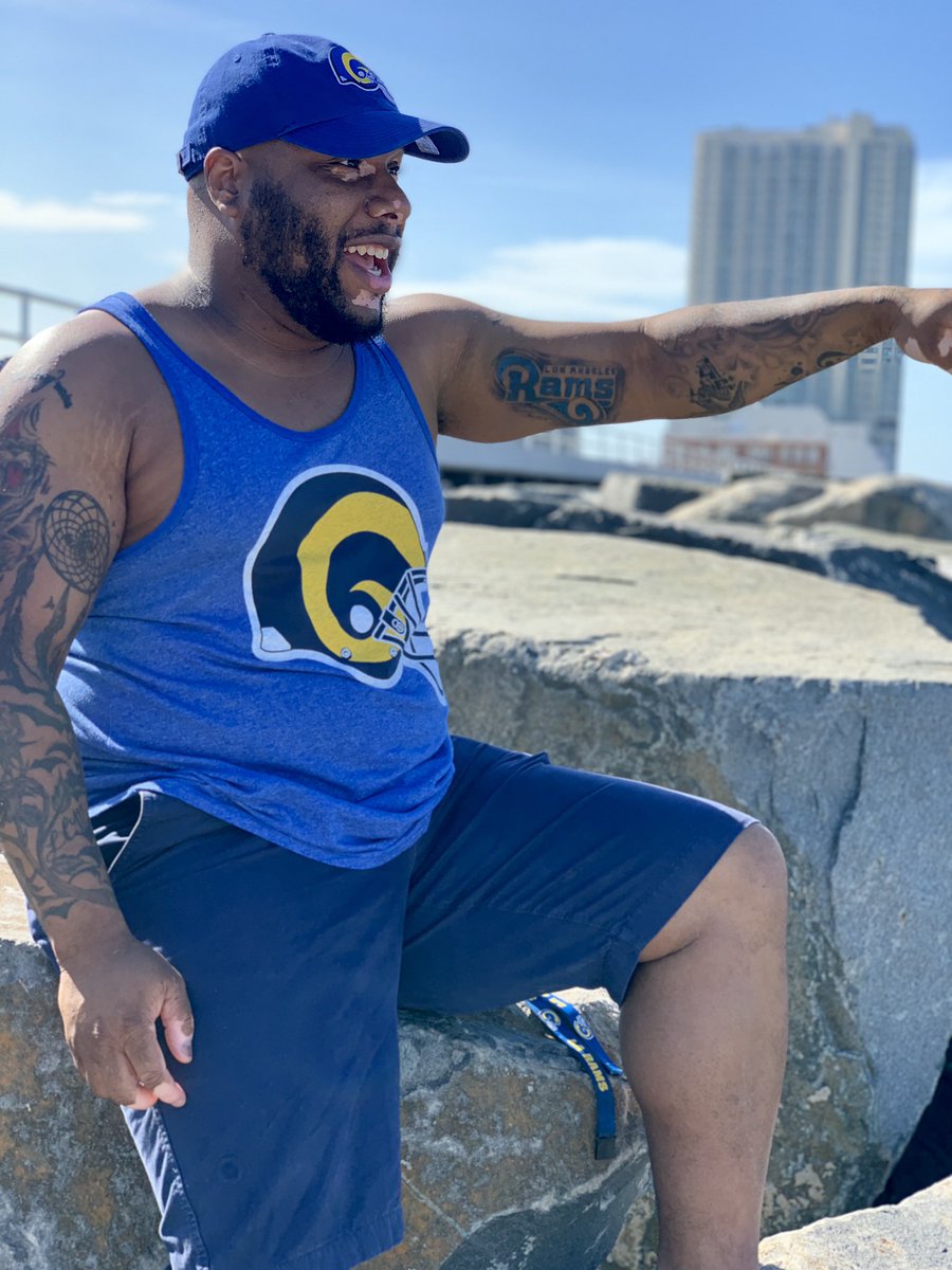 RWACam's tweet image. My 30th birthday weekend... I rep my team everywhere I go 🤘🏾🤘🏾💪🏾💪🏾#LARams #Ramily #RAMS4LIFE #RAMSFOREVER #RamsHouse #HappyBirthday #hornsup @AaronDonald97 @NFL @RamsNFL