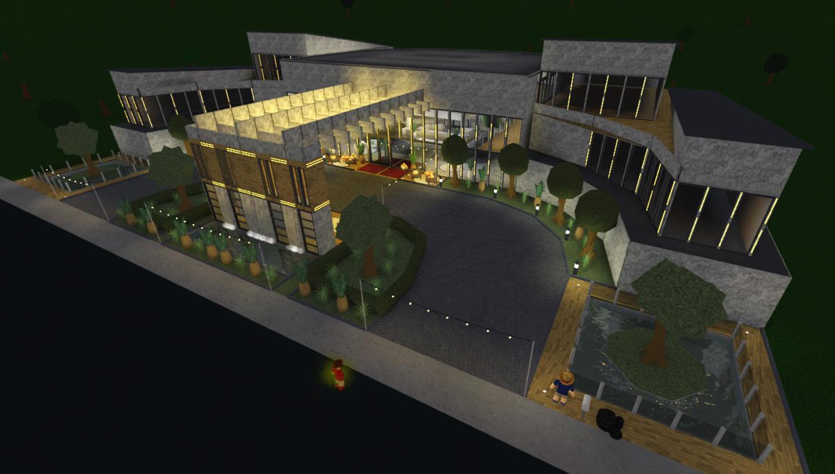 Crykee On Twitter Second Bloxburg Build Crescent Hotel