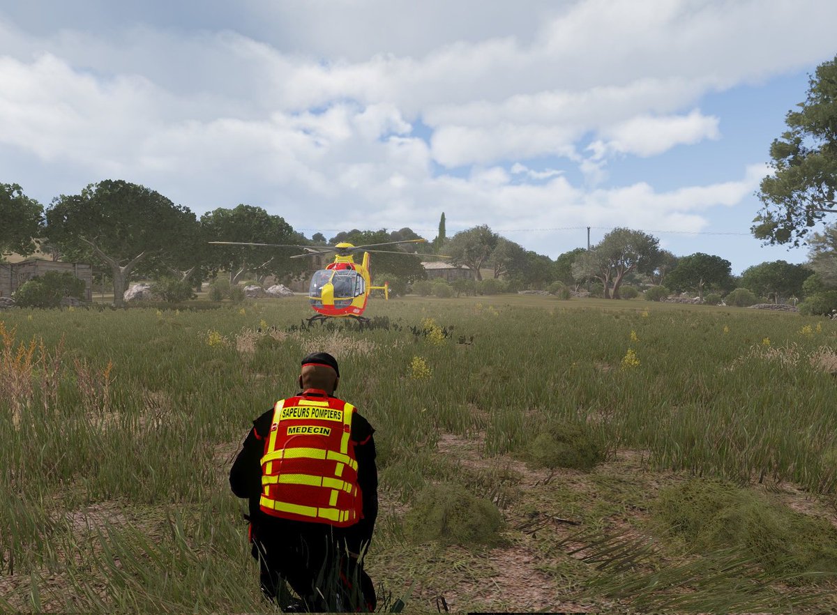 BSPM_ARPF's tweet photo. Intervention sur la commune de La Rivière ce soir pour la @BSPM_ARPF 
Présence de la Gendarmerie de Malden. 
Un homme d'une trentaine d'année a été médicalisée par le Médecin et l'Infirimier pour être héliportée au CH de la Trinité. @ArmaRPFrance https://t.co/cHCaeXxuUr