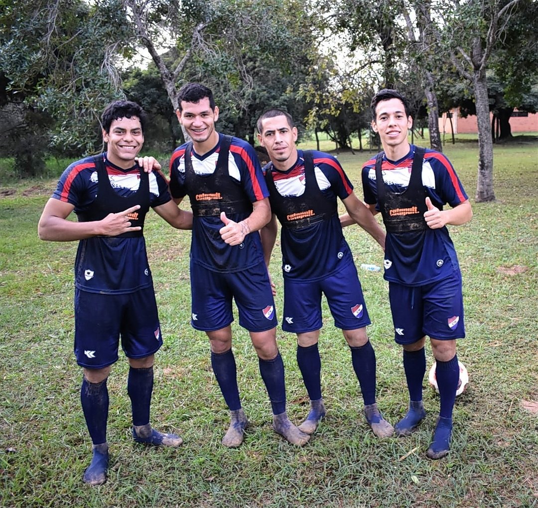 Vamos Trico 🔴⚪🔵