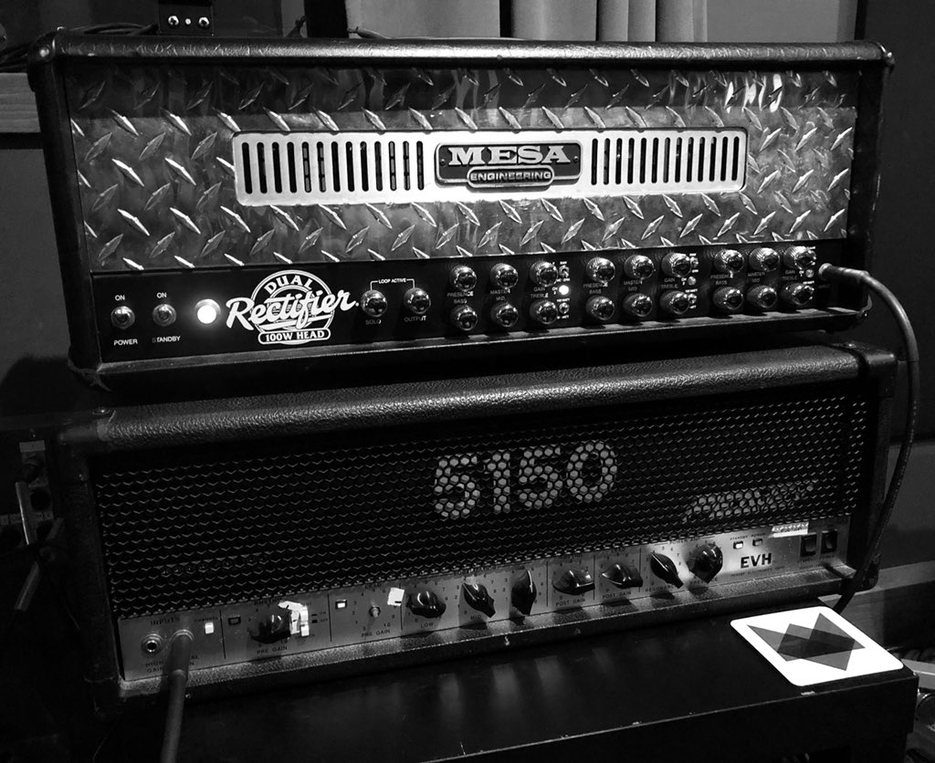 producedbybond's tweet image. That is one mighty fine blend... @Nessie_Band #peavey5150 #mesaboogie #dualrectifier @WolfLakeStudios