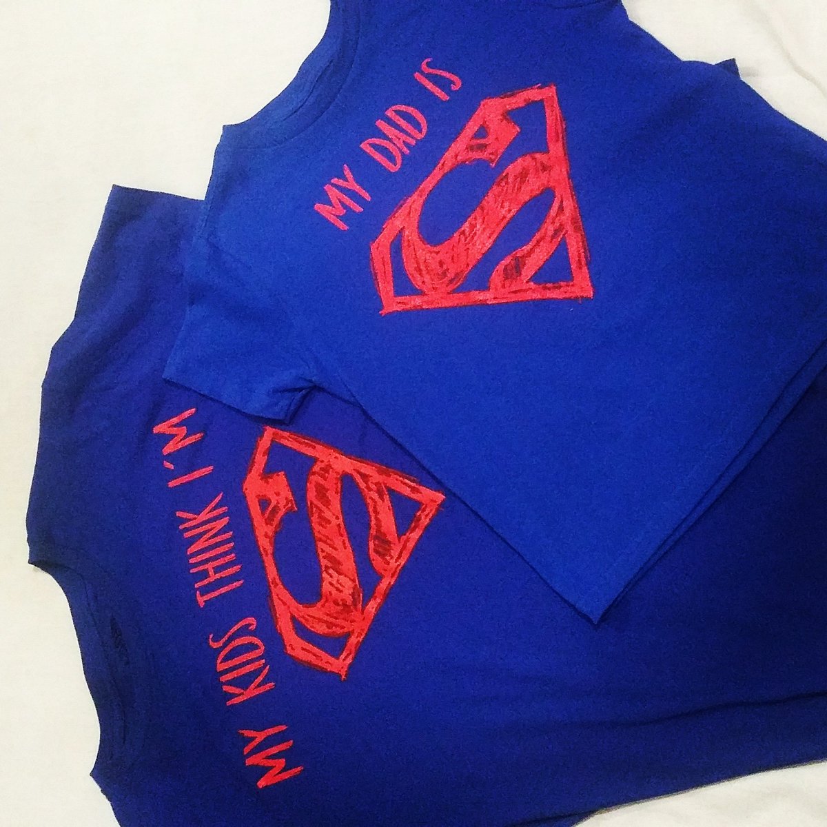 el_cut's tweet photo. Listos para mañana #diadelpadre #AlanCut #dc #superman https://t.co/ylxc3TzzTW